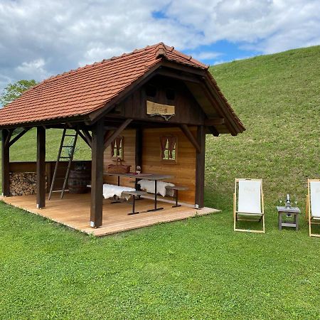 Вілла Wooden Hut At Tourist Farm Artisek Store Екстер'єр фото
