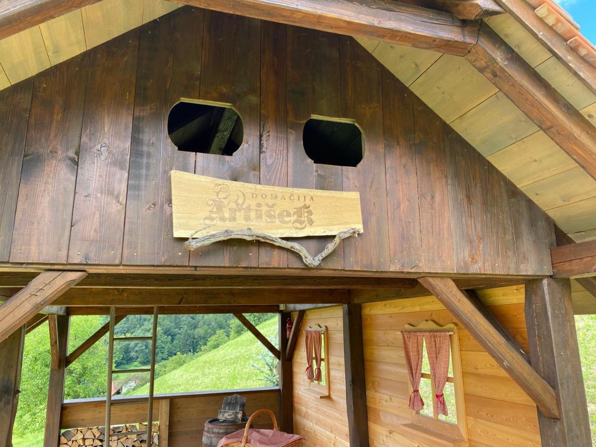 Вілла Wooden Hut At Tourist Farm Artisek Store Екстер'єр фото